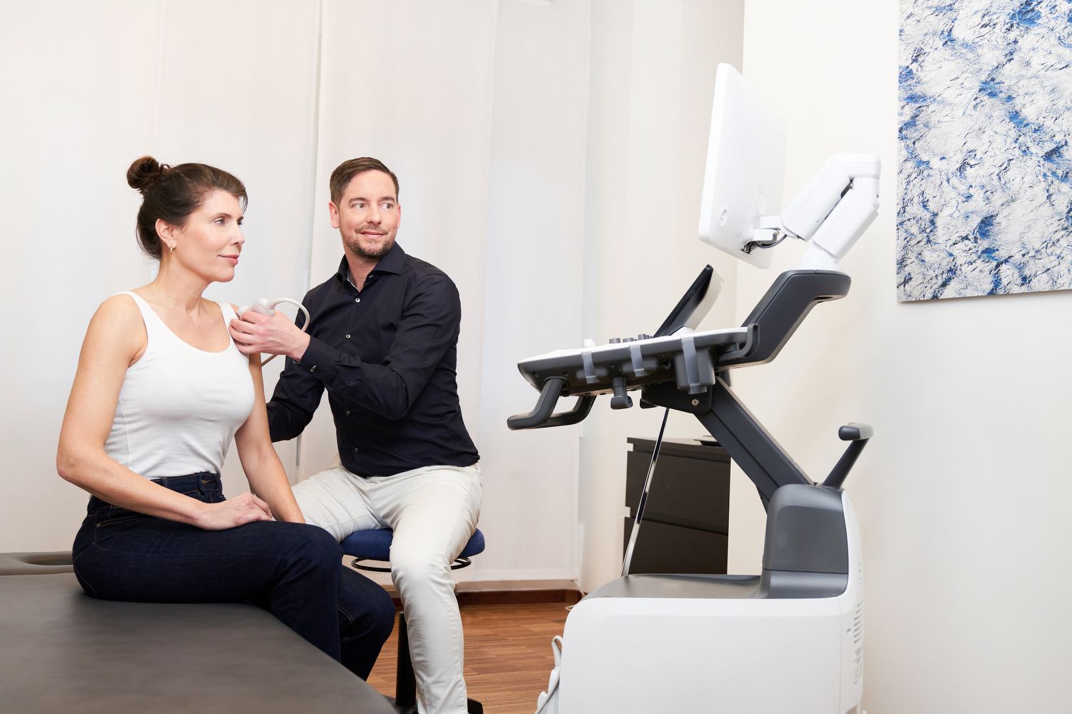 Orthopädikum Neuer Wall - Ihr Orthopädiezentrum In Hamburg Ihr Sportarzt, Kniespezialist, Orthopäde in Düsseldorf | Fotogalerie